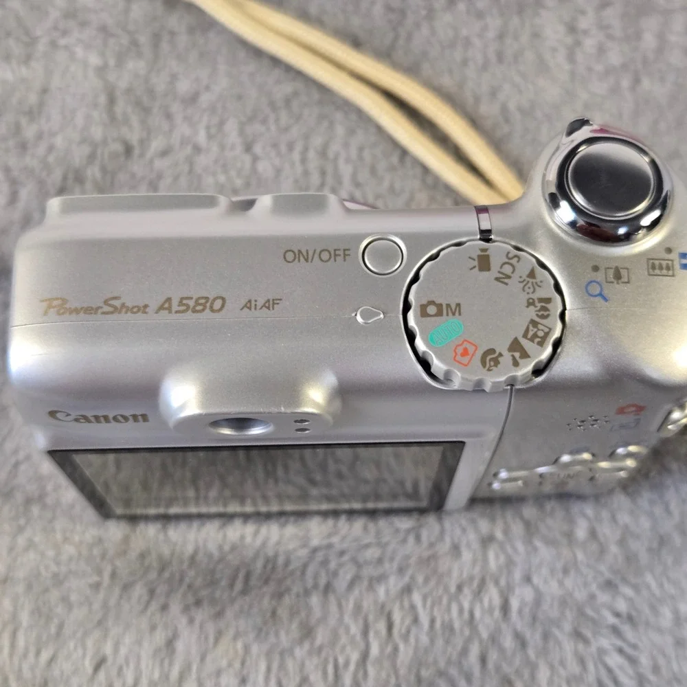 Canon PowerShot A580 8.0MP Digital Camera Silver PC1264 PARTS ONLY